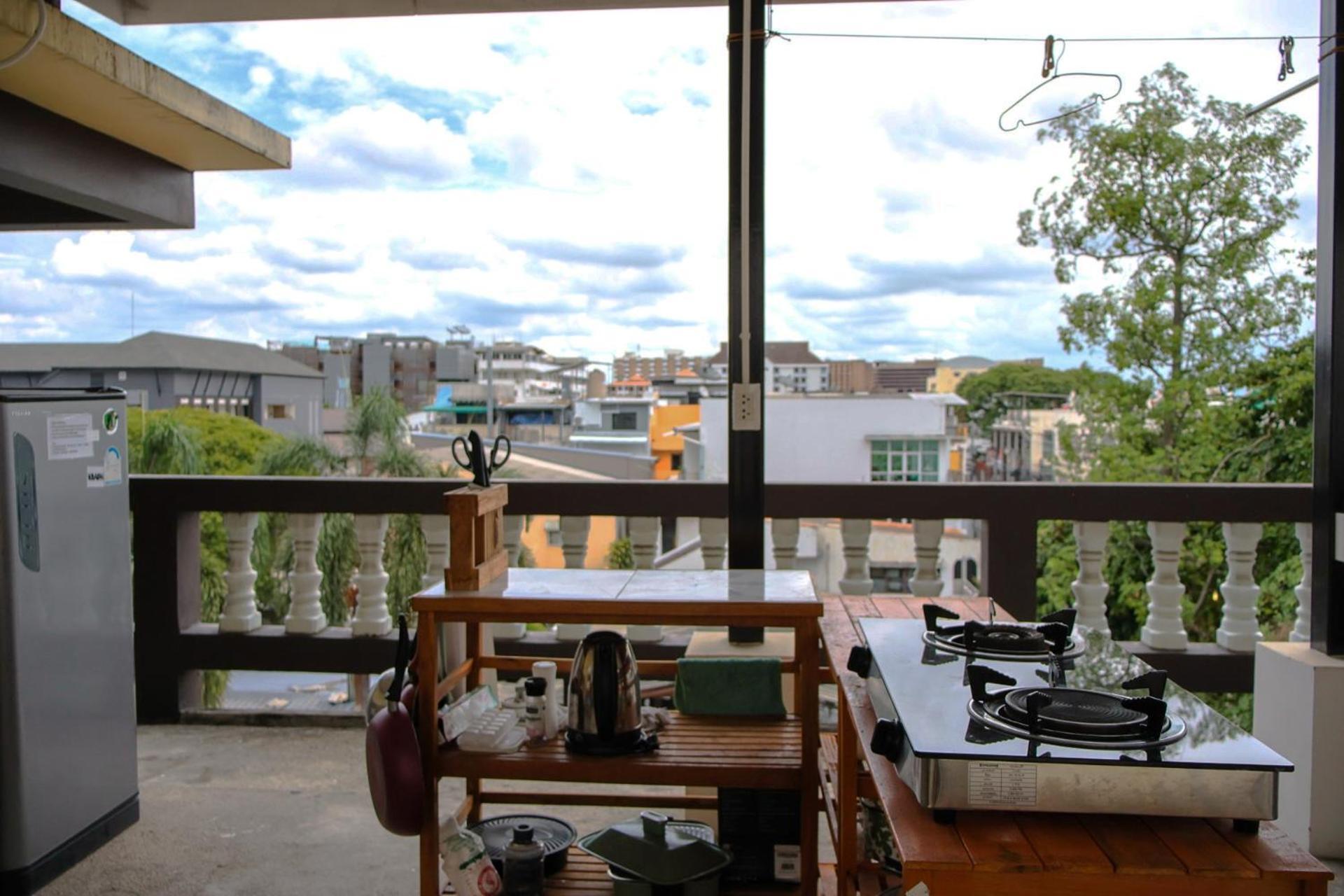 Hostel October Chiangmai